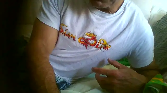חדר צ'אט בשידור חי של robertosalido73