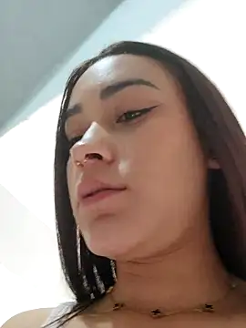 SelenaRose_n Live chat-huone