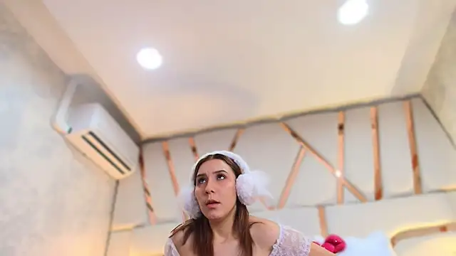 MelodyBloom_ Adlı Modelin Canlı Sohbet Odası