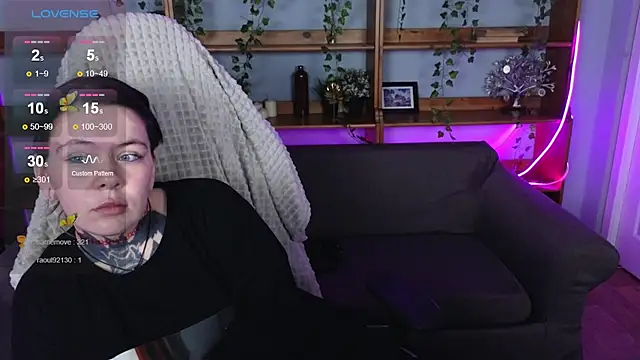 Chat ao vivo de QwertyAnnie_Lbo