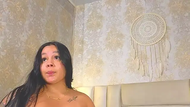 Sala de chat ao vivo de EmilyQueen3x