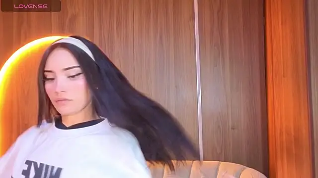 Daphne_nicole_b чат на живо