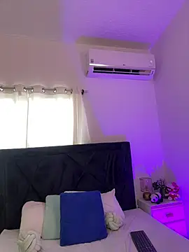 غرفة دردشة Lily_Woodz المباشرة
