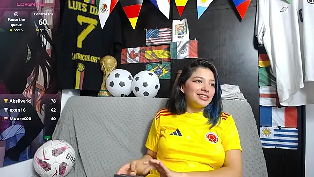 غرفة دردشة Mizuki_genshin المباشرة