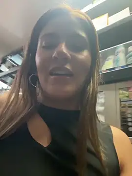 Andrea_19blonde élő chatszobája