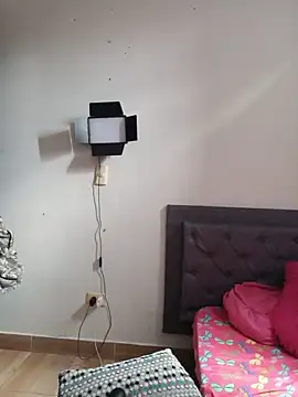 Živá chatovací místnost lucia_vonne_
