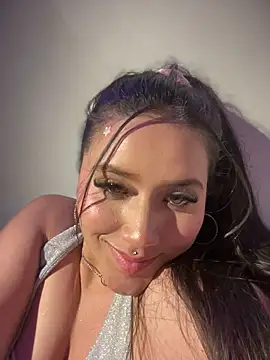 Veronica_Wins_ Ruang Obrolan Langsung