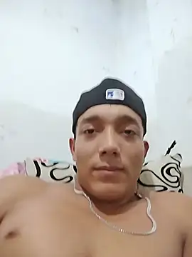 غرفة دردشة tayson_ المباشرة