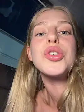 kira_mia Live Chatraum
