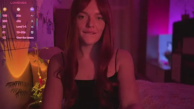CherryRed_Girl's Live Chat Room