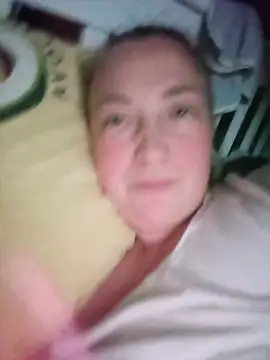 Kiss_Eva Adlı Modelin Canlı Sohbet Odası