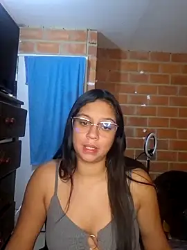 Živá chatovací místnost zoehot07