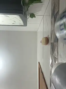 maiasouza Adlı Modelin Canlı Sohbet Odası