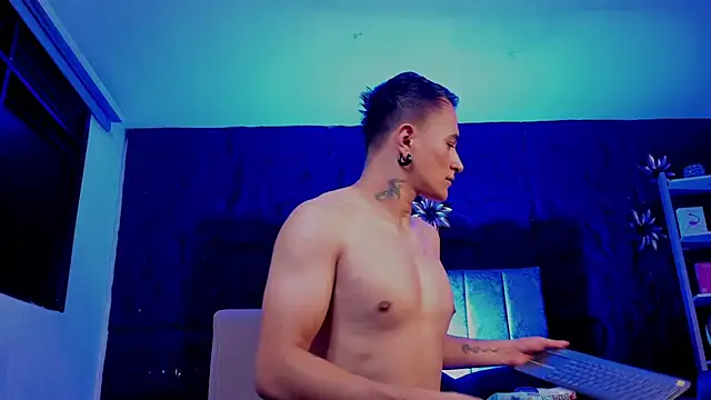LiamDeep: δωμάτιο απευθείας συνομιλίας