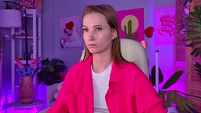 Megan_Rodgers Adlı Modelin Canlı Sohbet Odası
