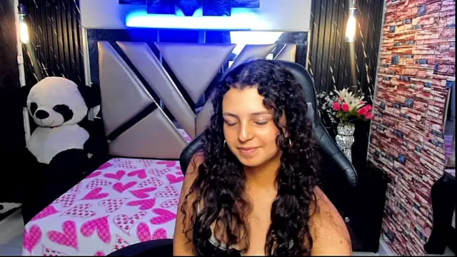 Tiffany_Ruubi live-chat rom