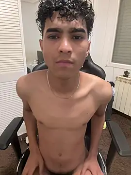 Ryan-hot live-chat rom