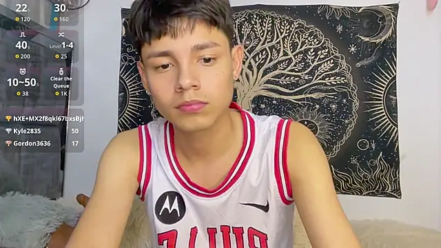 Andy_Belier23's Live Chat Room