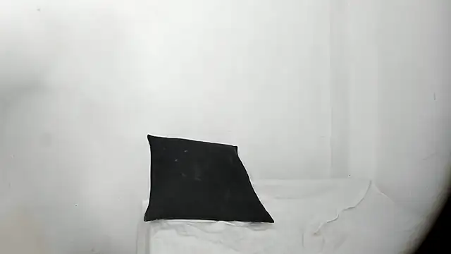 Crazy_Cat1995 live-chat rom
