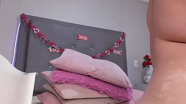 Živá chatovací místnost emma_lye