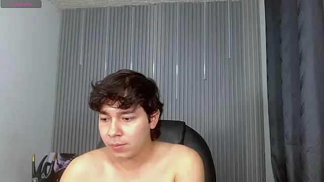 Sala de chat en directo de Julian_Smith21