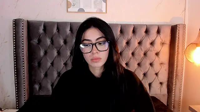 Anya_Belth's Live Chat Room