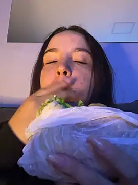 Pokój czatu na żywo – AMORINHA_S2_