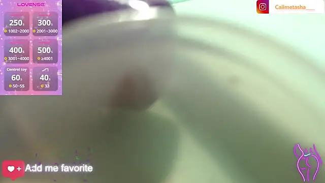 Živá chatovací místnost Natashariley1