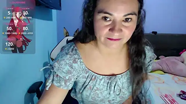 Chat soba uživo modela kyra_sol