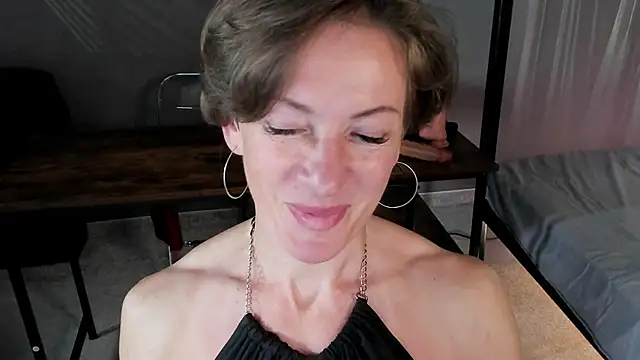 Chat soba uživo modela Dorothy_Meyer
