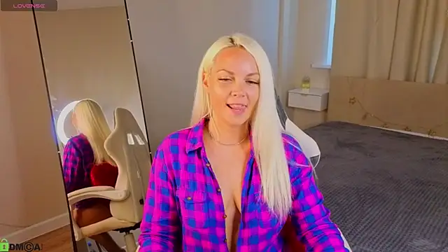 April_Nelson Ruang Obrolan Langsung