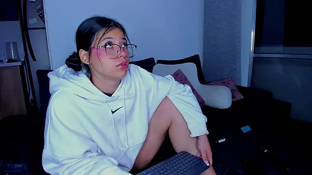 Chat soba uživo modela majo_gallego