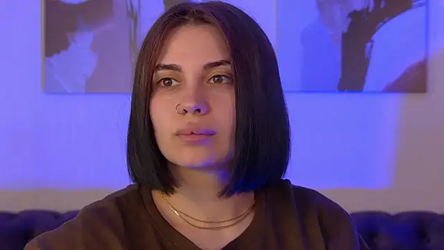 Sala de chat ao vivo de AdrianaToress