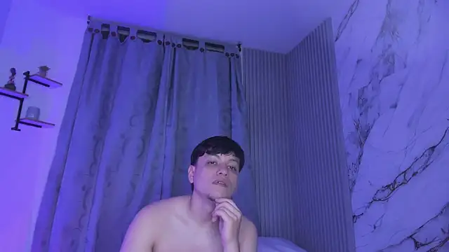 RaiderandRoxie1 Live Chatrum