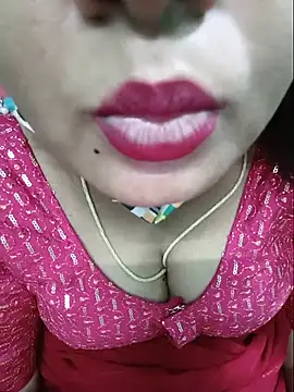 Chatroom en direct de Ramya-hot-gueen