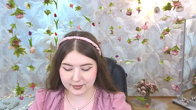 PixelGoddess Adlı Modelin Canlı Sohbet Odası