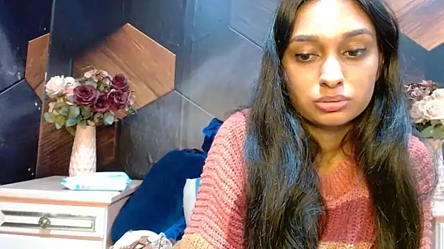 IndianLuscious Adlı Modelin Canlı Sohbet Odası