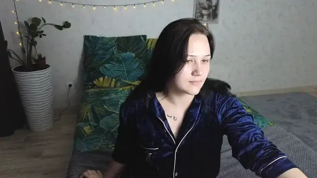 Tori_cute Adlı Modelin Canlı Sohbet Odası