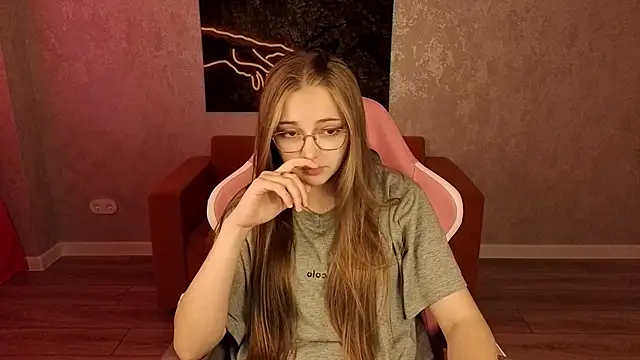 Chat soba uživo modela IdaRowe