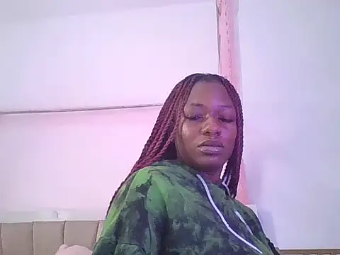 Xannaxx_ Adlı Modelin Canlı Sohbet Odası