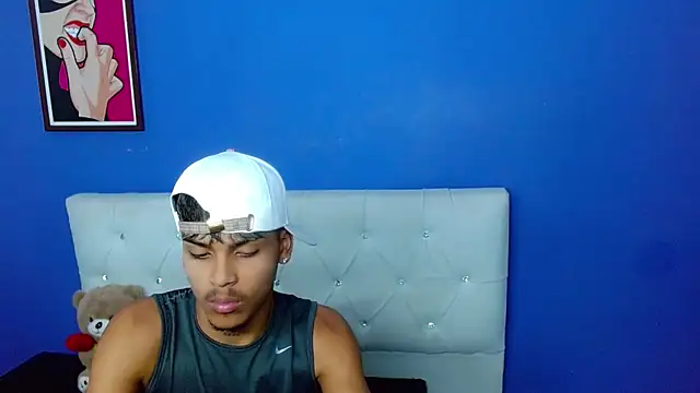 Angel_foxc13 чат на живо