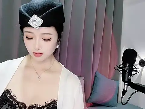 Momo-Wow's Live Chat Room