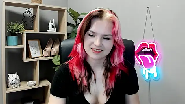 غرفة دردشة SweetLilyxo المباشرة