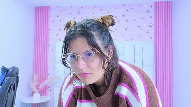 Sala de chat en directo de lucero_s1