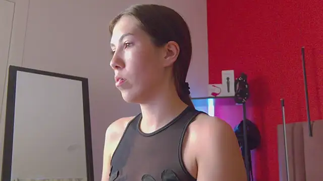 SweetySonya élő chatszobája