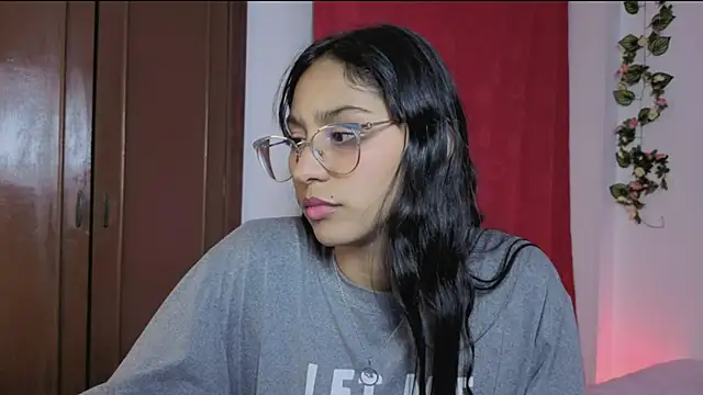 Chat ao vivo de PaulaCutexs