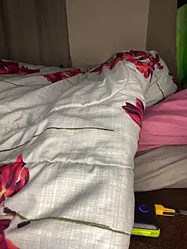 Živá chatovací místnost BoobsQueeen