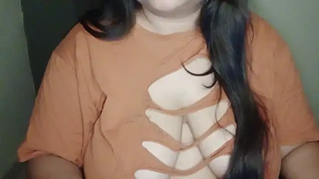 yoursnishaaのライブチャットルーム