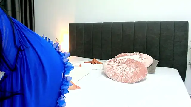 Онлайн чат Layla_Ress