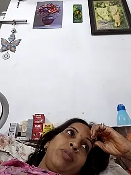 Sexy-Kajal2 Adlı Modelin Canlı Sohbet Odası